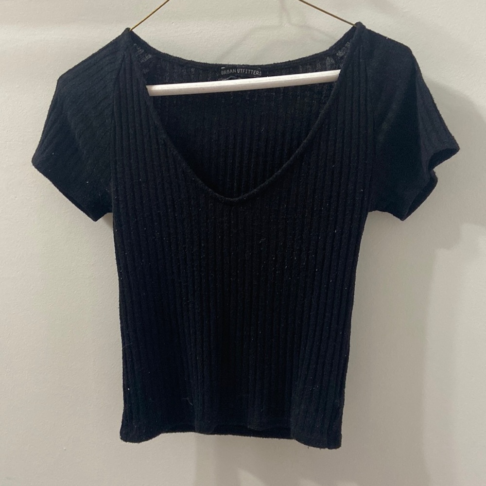 Black fitted urban outfitters cropped tshirt